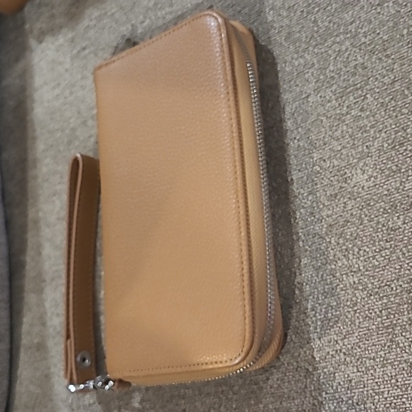 Thirty One All About the Benjamin’s wallet with wristlet. Camel color - Picture 2 of 4